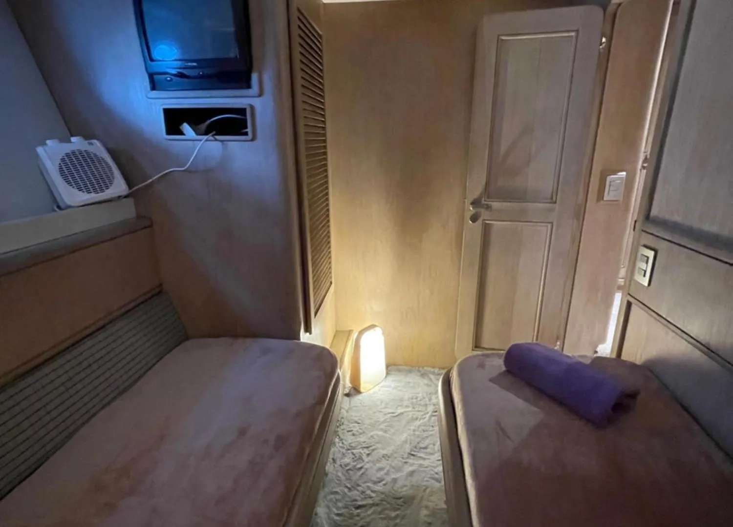 Bateau-hôtel Yate Hotel Stv Barcelone